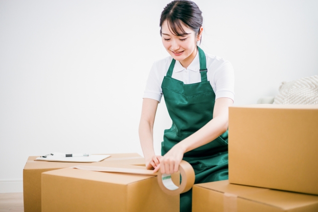 女性スタッフ