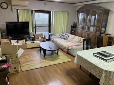生前整理を始めたお部屋