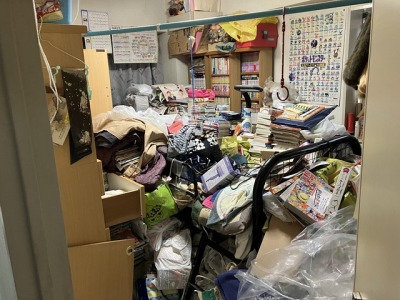 ゴミ屋敷化した部屋の画像
