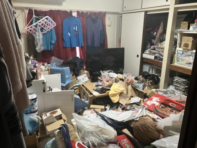 ゴミ屋敷の部屋
