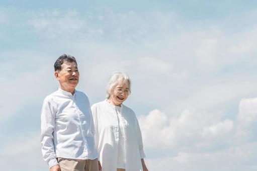 老人夫婦