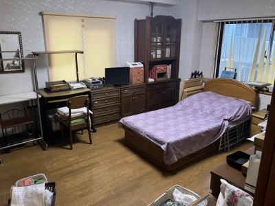 故人が住んでいた家の一室