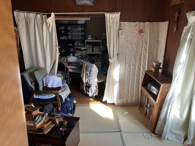 和室から見える部屋