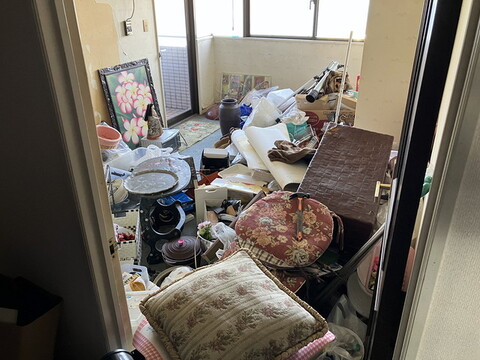 生前整理を依頼されたお部屋の一室